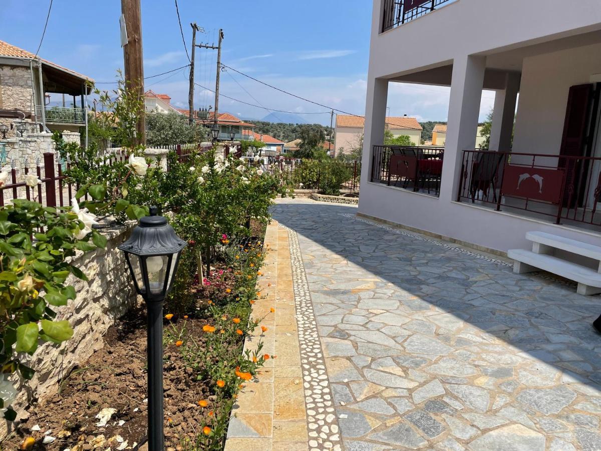 Panselinos Apartment *